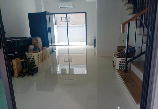 ทาวน์เฮาส์ 5500000 นนทบุรี บางกรวย บางกรวย