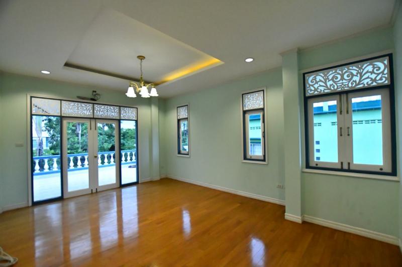 บ้านเดี่ยวสองชั้น 15000000 กรุงเทพมหานคร เขตลาดพร้าว ลาดพร้าว
