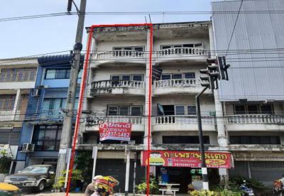 อาคารพาณิชย์ 3990000 นนทบุรี เมืองนนทบุรี สวนใหญ่