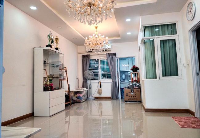 ทาวน์เฮาส์ 4900000 กรุงเทพมหานคร เขตประเวศ ดอกไม้