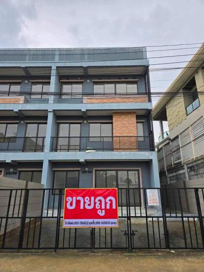 อาคารพาณิชย์ 16000000 กรุงเทพมหานคร เขตจตุจักร ลาดยาว
