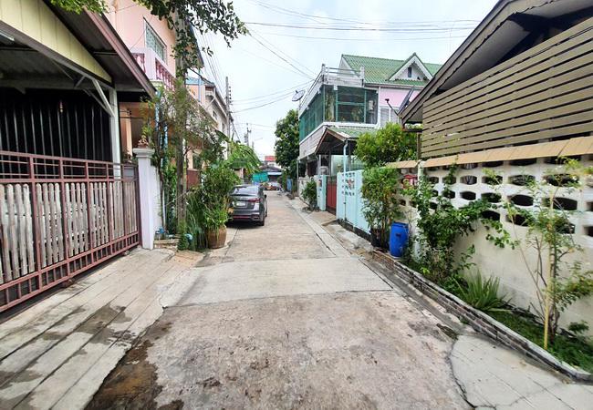 บ้านเดี่ยว 3950000 นนทบุรี เมืองนนทบุรี บางกร่าง