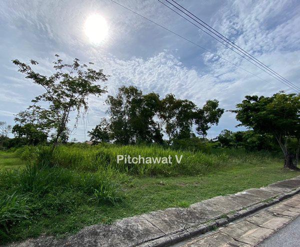 ที่ดิน 9000000 ชลบุรี ศรีราชา บางพระ