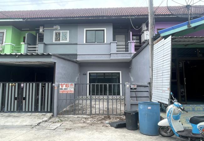 ทาวน์เฮาส์ 1125000 ปทุมธานี ลาดหลุมแก้ว ลาดหลุมแก้ว