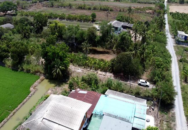 บ้านพร้อมที่ดิน 3900000 พระนครศรีอยุธยา ลาดบัวหลวง สิงหนาท
