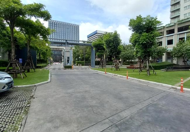 คอนโด 2500000 นนทบุรี เมืองนนทบุรี บางกระสอ