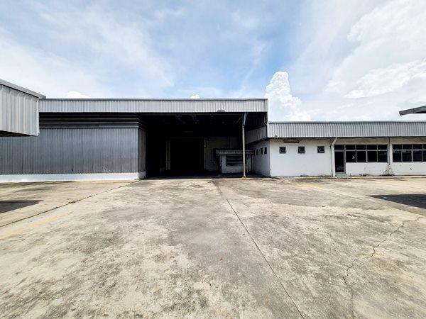 โกดัง 1496000 ชลบุรี ศรีราชา ทุ่งสุขลา