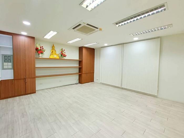 อาคาร 75000 กรุงเทพมหานคร เขตบางกะปิ คลองจั่น