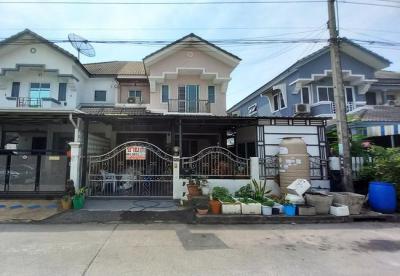 บ้านแฝด 2750000 ปทุมธานี ลำลูกกา ลาดสวาย