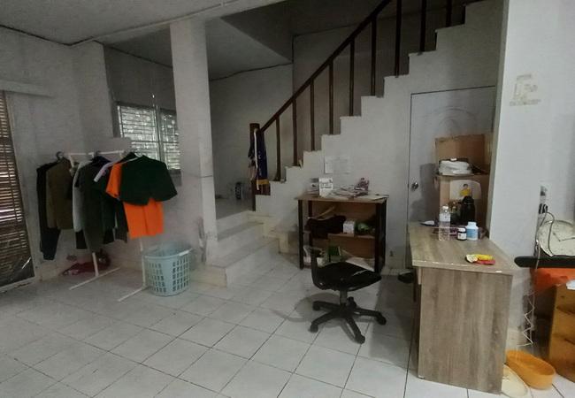 บ้านแฝด 2750000 ปทุมธานี ลำลูกกา ลาดสวาย
