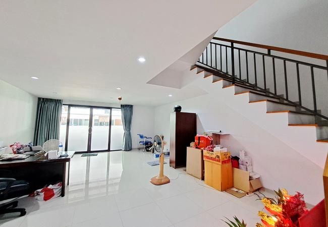 ทาวน์เฮาส์ 6000000 กรุงเทพมหานคร เขตบางขุนเทียน แสมดำ