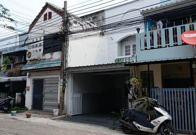 ทาวน์เฮาส์ 2490000 กรุงเทพมหานคร เขตบางกะปิ หัวหมาก
