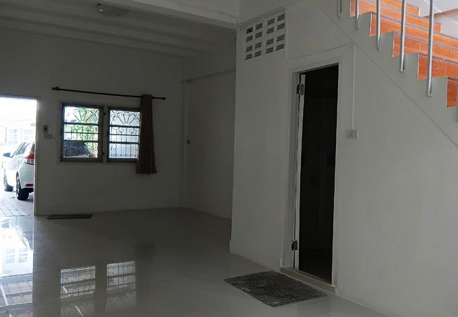 ทาวน์เฮาส์ 2490000 กรุงเทพมหานคร เขตบางกะปิ หัวหมาก