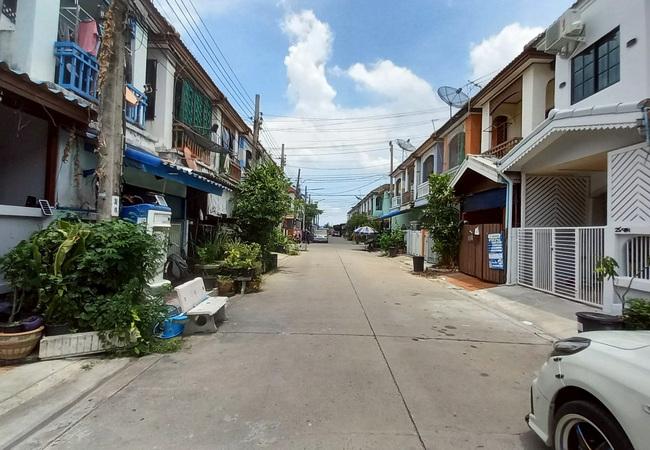 ทาวน์เฮาส์ 1490000 กรุงเทพมหานคร เขตหนองจอก โคกแฝด