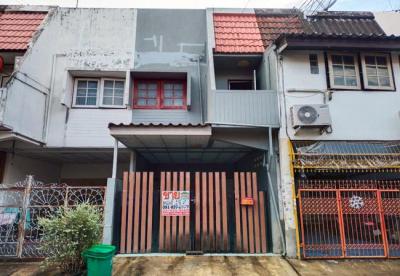 ทาวน์เฮาส์ 1900000 กรุงเทพมหานคร เขตคันนายาว คันนายาว