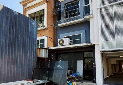 อาคารพาณิชย์ 15000000 นนทบุรี เมืองนนทบุรี บางรักน้อย