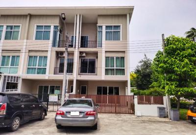 ทาวน์เฮาส์ 26000 กรุงเทพมหานคร เขตคลองสามวา บางชัน